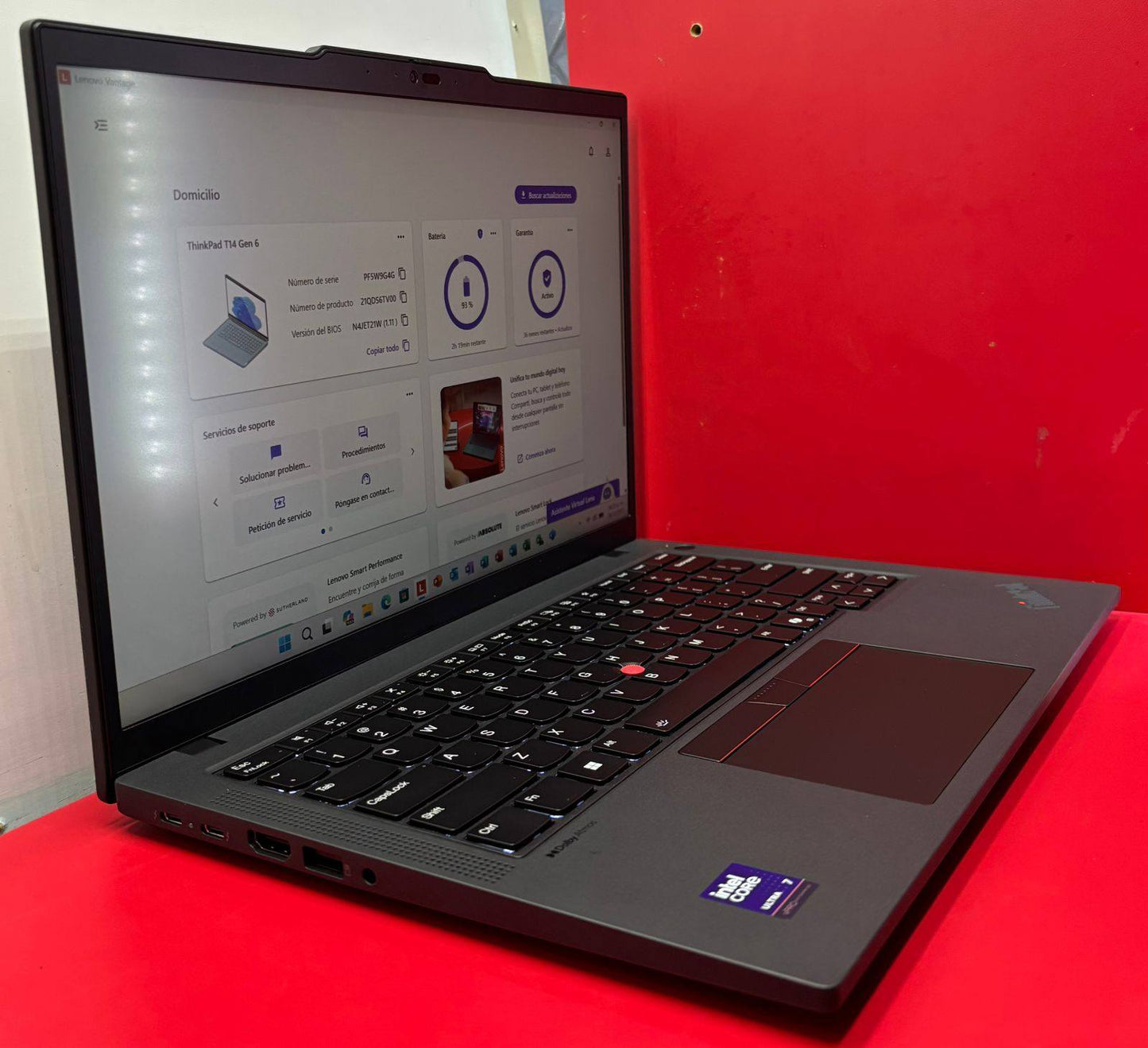 Lenovo ThinkPad T14 Gen 6 Touch | Ultra 7 265U · 12C/14T · 16GB DDR5 · 512GB NVMe · 14" Touch FHD+