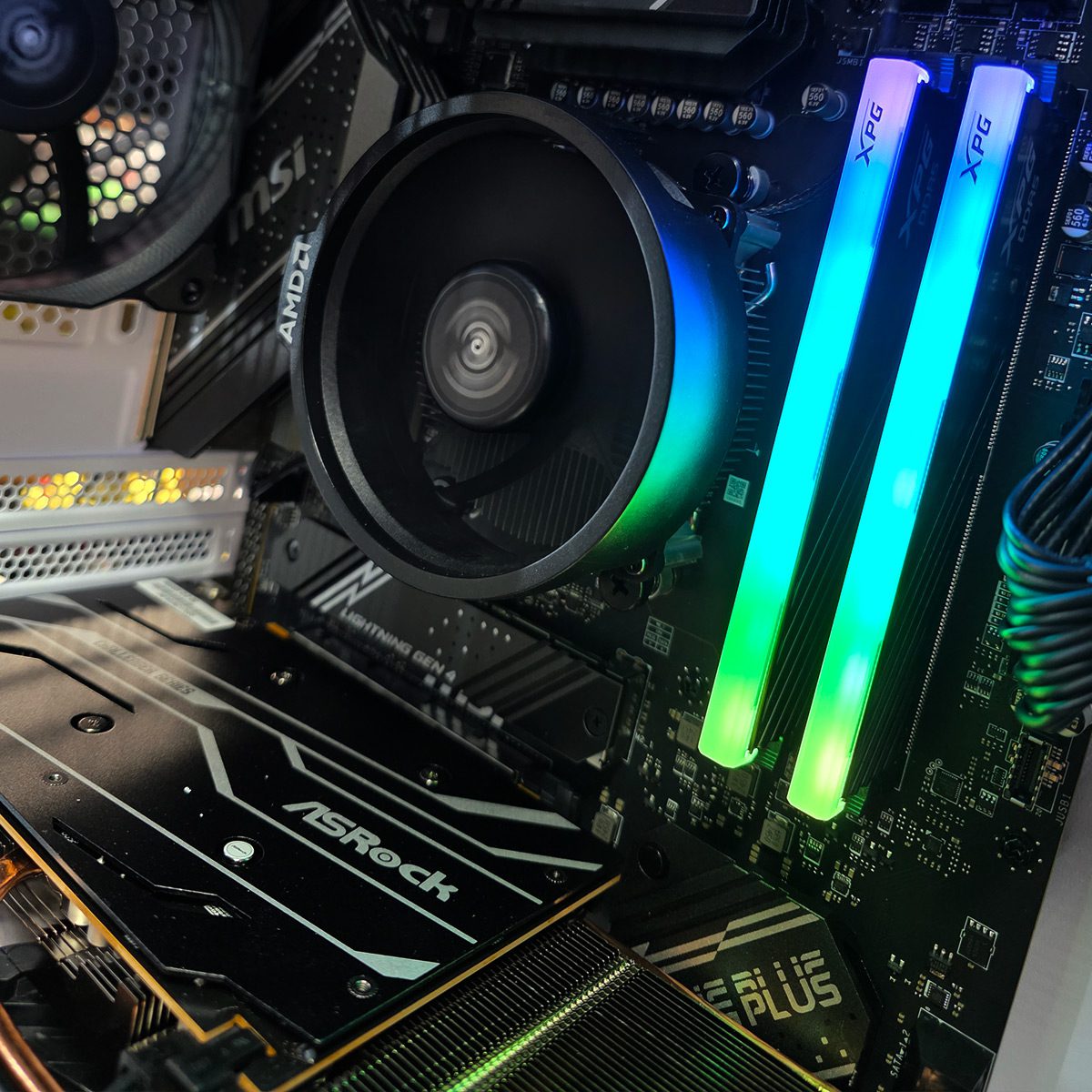 PC Gamer Ryzen 5 8500G | RX 6600 8GB | 32GB DDR5 | 2TB NVMe SSD | MSI B650 WiFi | 650W | Gabinete Blanco