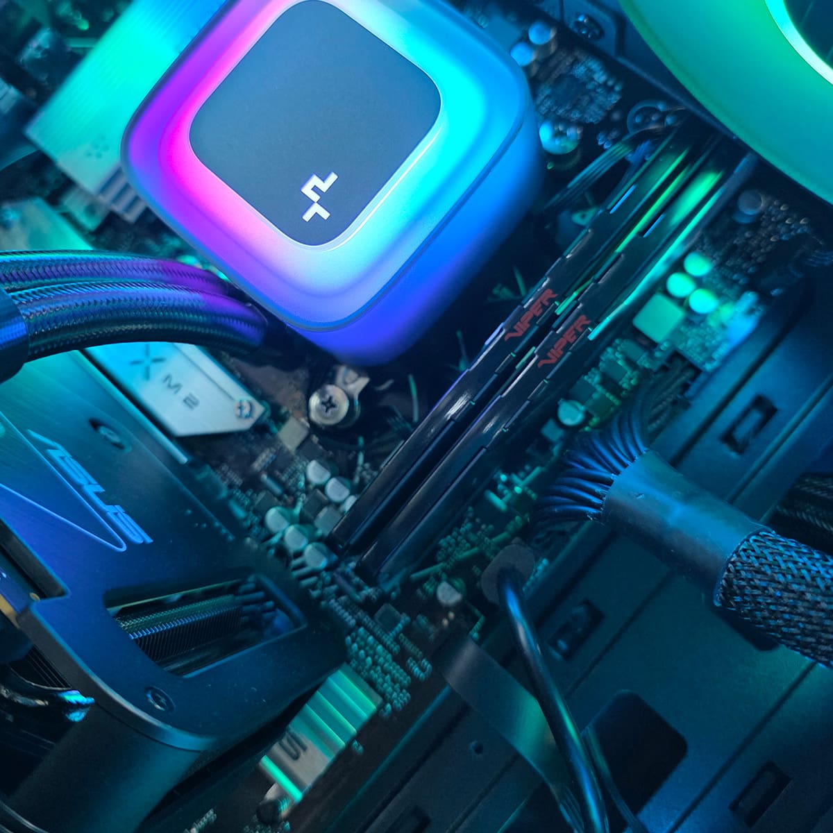 PC Gamer | Ryzen 5 8500G | RTX 5050 8GB | 32GB DDR5 5600 | 2TB NVMe | B840M WiFi | 360MM Liquid Cooling | 650W MSI MAG