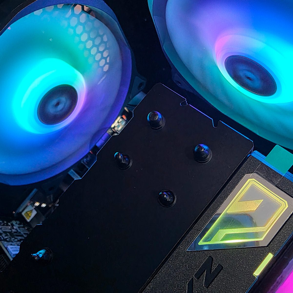 PC Gamer | AMD Ryzen 5 7600 | RTX 5060 8GB OC GDDR7 | 16GB DDR5 5600 | SSD NVMe 1TB | ASUS PRIME B840M - A | Liquid Cooling 240MM | 650W MSI MAG - rogeek