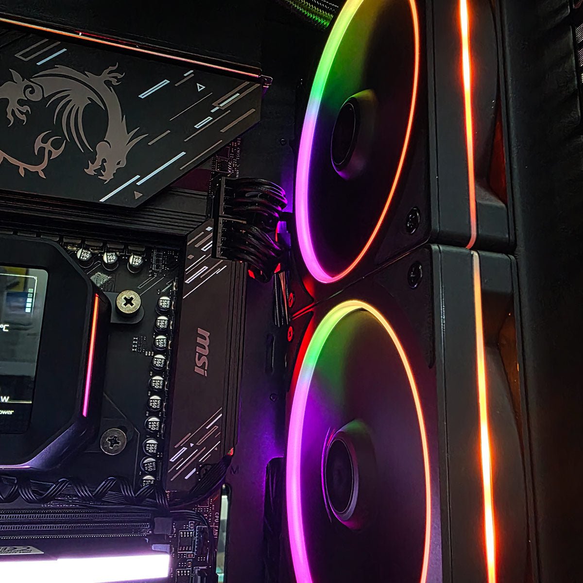PC Gamer | AMD Ryzen 7 9800X3D | Radeon RX 9070 XT 16GB Red Devil | 64GB RAM DDR5 | 4TB SSD NVMe | MSI X870E WiFi | Liquid Cooling 360MM | 1000W 80 Plus Gold - rogeek