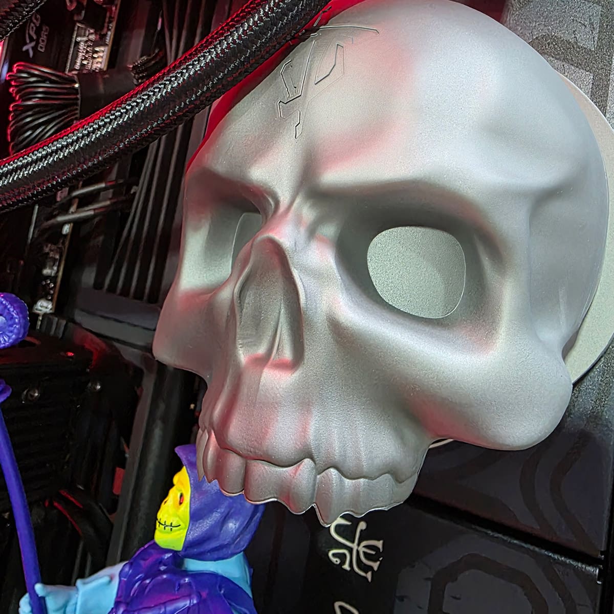 PC Gamer Doom Edition | 9800X3D | RTX 5070 Ti 16GB | 64GB DDR5 6000 | 4TB NVMe | X870E Carbon WiFi | 1000W Platinum | HS 420 Doom The Dark Ages Edition - rogeek
