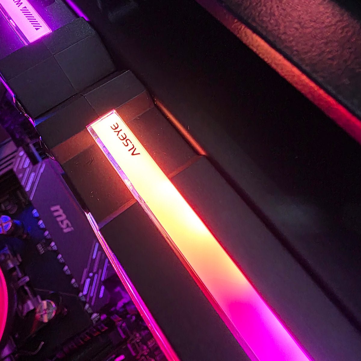 PC Gamer | Ryzen 9 9900X | RTX 5070 Solid OC | 64GB DDR5 | 2TB NVMe | X870E WiFi | 360MM Liquid Cooling | 1000W Gold - rogeek